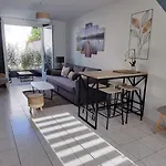 En Hypercentre, Le Nature Zen - Avec Terrasse Entierement Renove - Netflix - Amazon Prime - Surgères