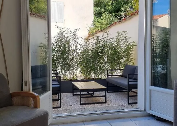 En Hypercentre, Avec Terrasse Entièrement Rénové - Netflix - Amazon Prime - Le Nature Zen Apartamento Surgères